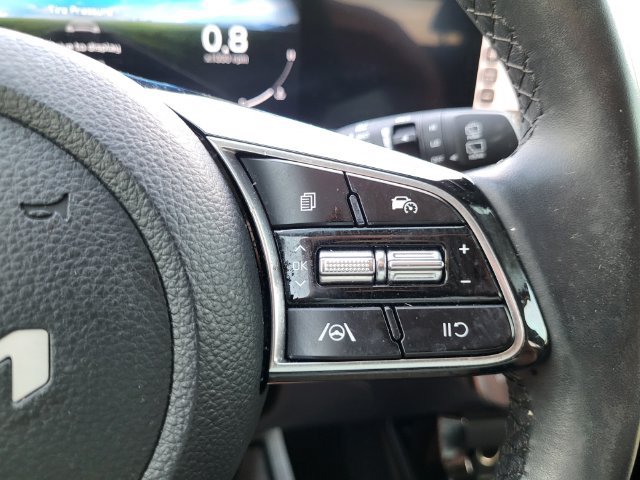 Certified 2025 Kia Seltos EX FWD image 17