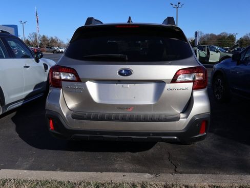 Used 2018 Subaru Outback 2.5i Limited image 20