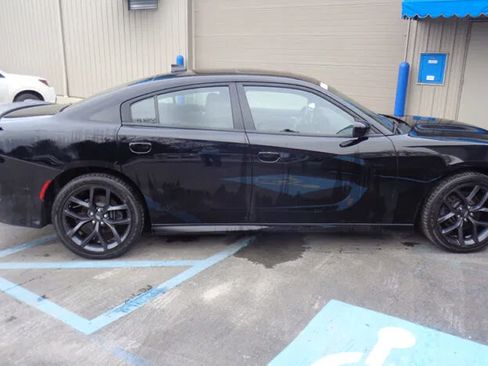 Used 2021 Dodge Charger GT w/ Blacktop Package RWD image 7