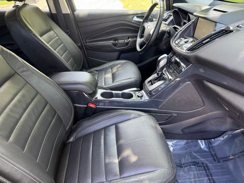 Used 2015 Ford Escape Titanium AWD/4WD image 31