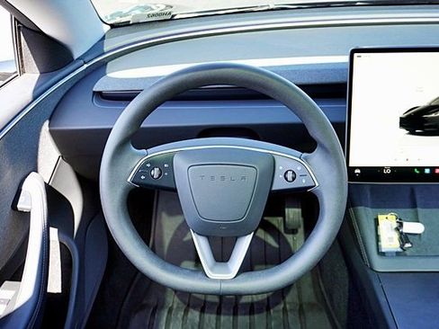 Used 2024 Tesla Model 3 Standard Range RWD image 20