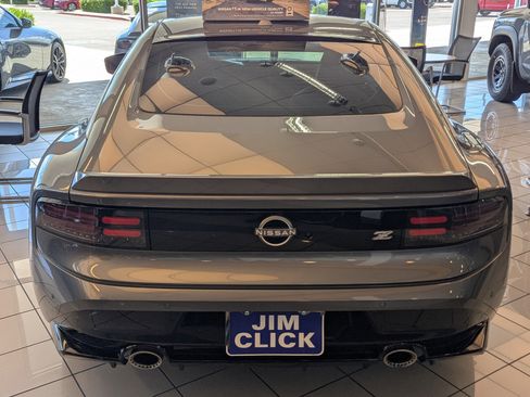 New 2025 Nissan Z Performance w/ Floor Mat Package image 3