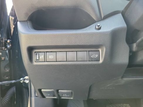 Used 2023 Toyota RAV4 XLE w/ Convenience Package FWD image 23