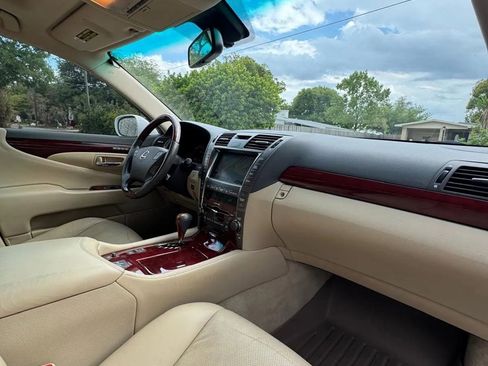 Used 2008 Lexus LS 460 RWD image 12