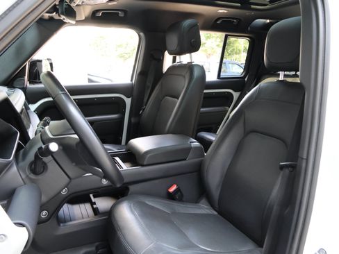 Used 2023 Land Rover Defender 110 S AWD/4WD image 30