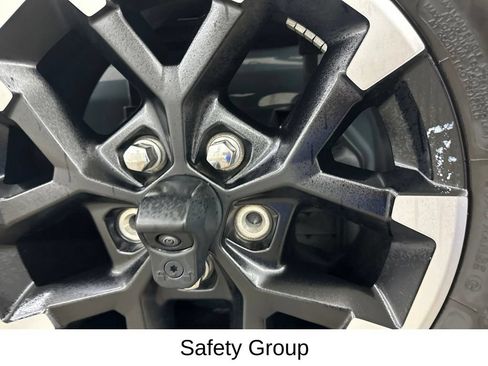 Used 2025 Jeep Wrangler Unlimited Rubicon 4xe w/ Safety Group AWD/4WD image 16