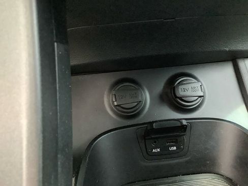 Used 2013 Hyundai Santa Fe Sport image 27