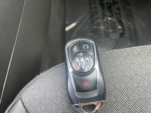 Used 2025 Buick Encore GX Preferred image 22