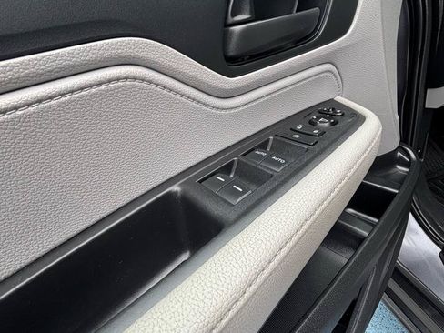 Used 2020 Honda Odyssey LX image 8