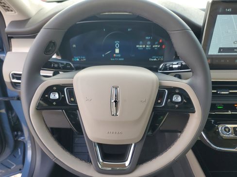 Certified 2024 Lincoln Corsair Premiere w/ Equipment Group 101A image 14