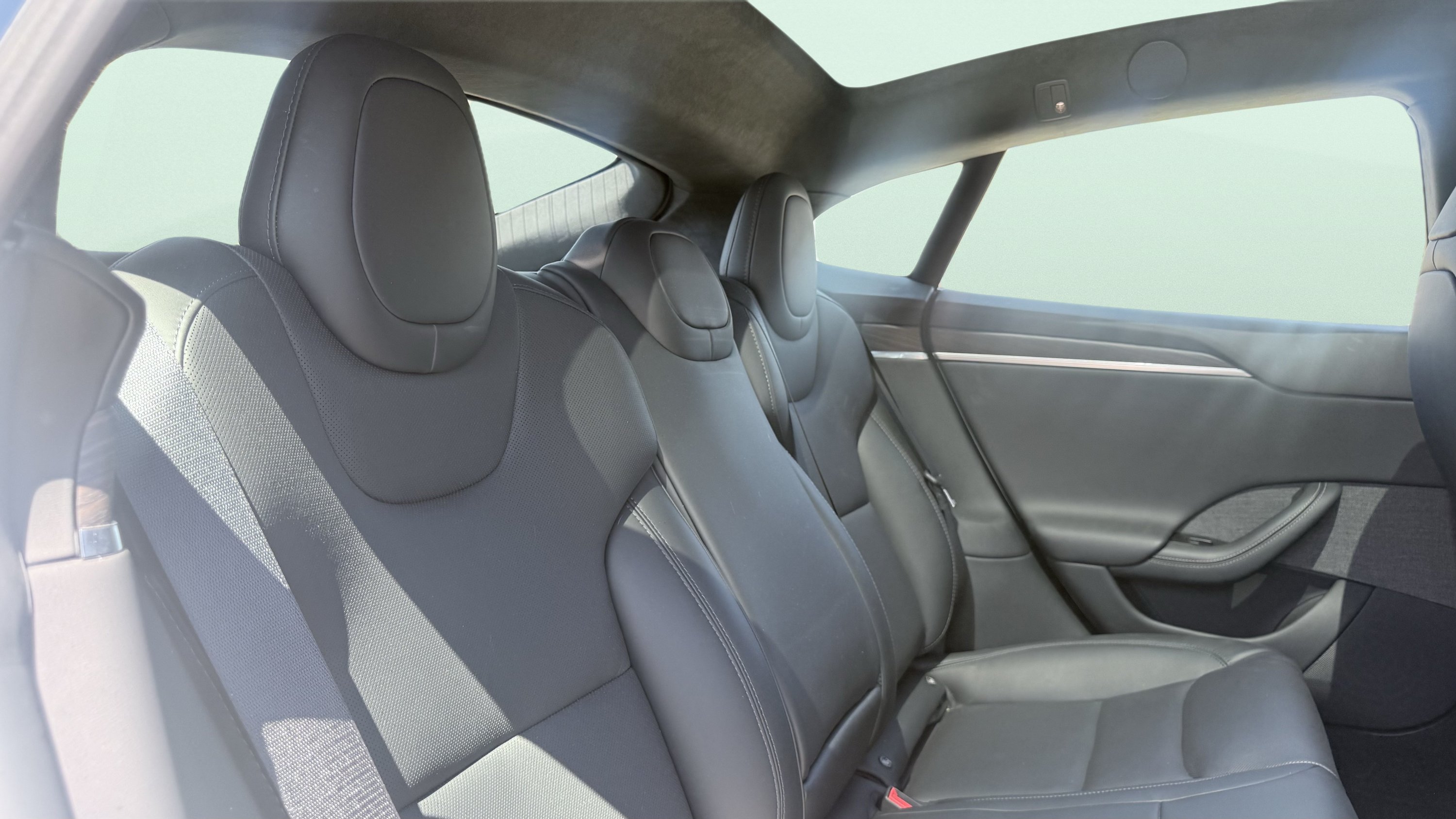 Used 2023 Tesla Model S AWD/4WD image 35