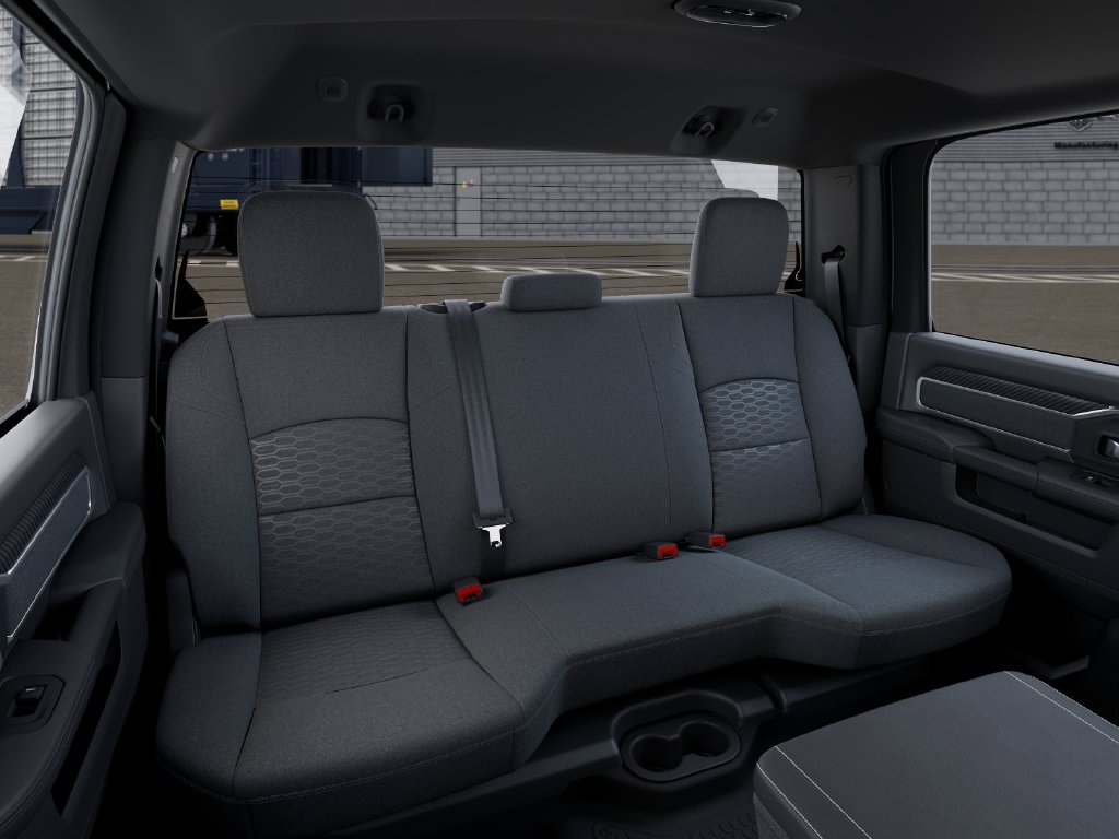 New 2025 RAM 3500 Big Horn AWD/4WD image 16