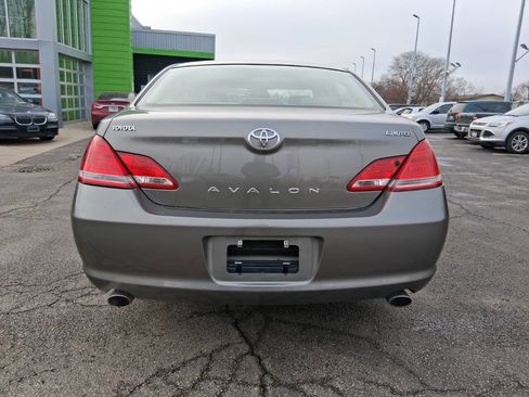 Used 2005 Toyota Avalon Limited image 8
