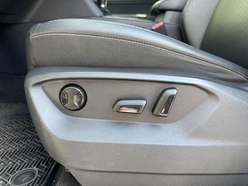 Used 2019 Volkswagen Atlas SE w/ Towing Package AWD/4WD image 12