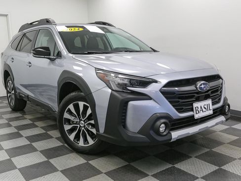 Used 2024 Subaru Outback Limited XT image 2