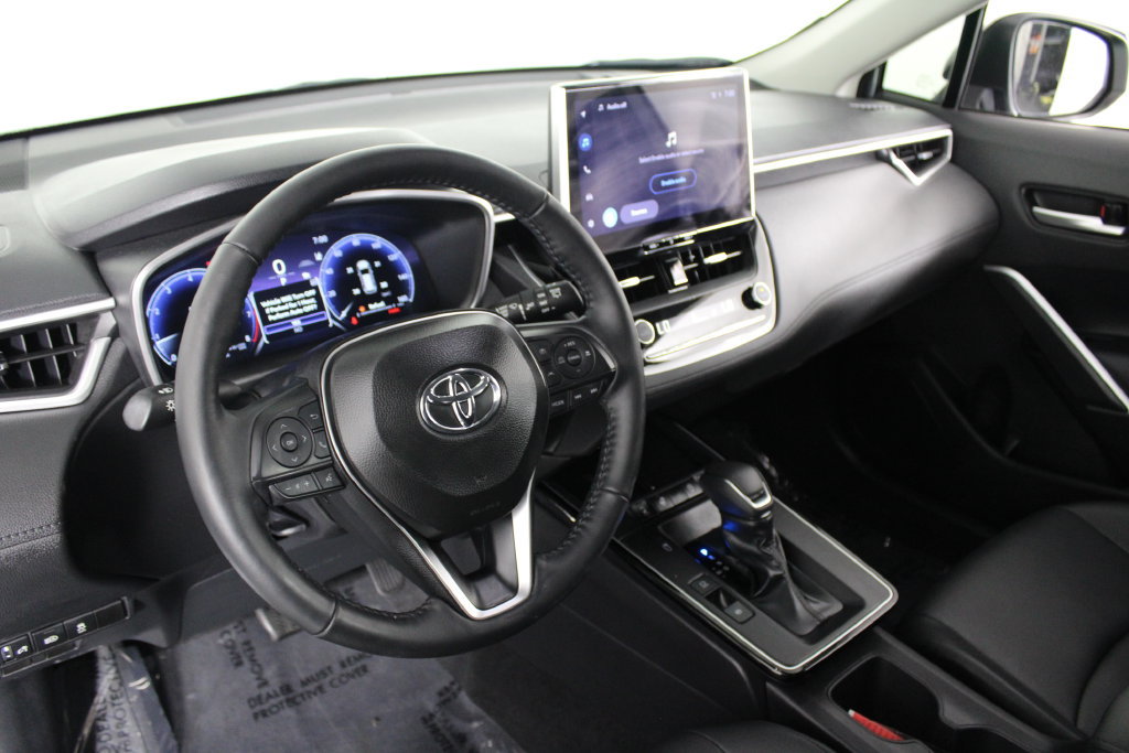 Used 2026 Toyota Corolla Cross XLE AWD/4WD image 17