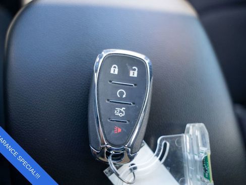 Used 2022 Chevrolet Malibu RS image 29