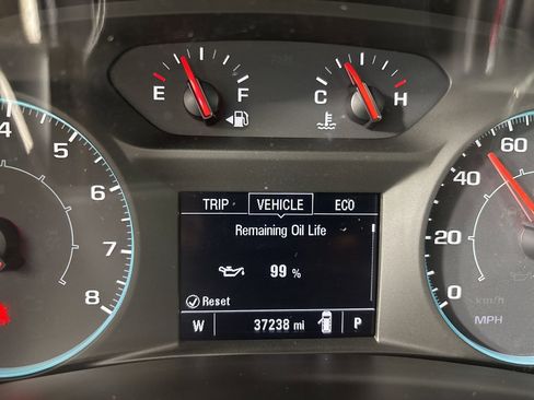 Used 2022 Chevrolet Equinox LS w/ LPO, Floor Liner Package image 12