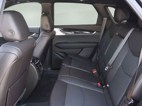 New 2026 Cadillac XT5 Premium Luxury w/ Driver Assist Package FWD image 12