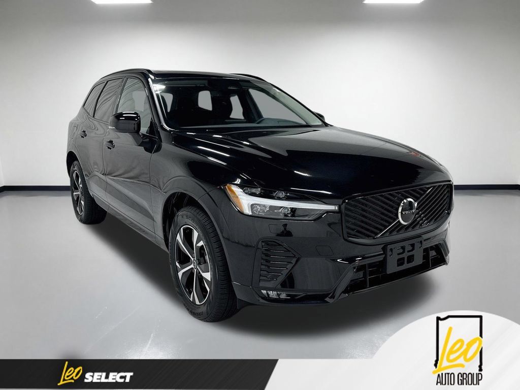 Used 2026 Volvo XC60 B5 Core AWD/4WD image 5