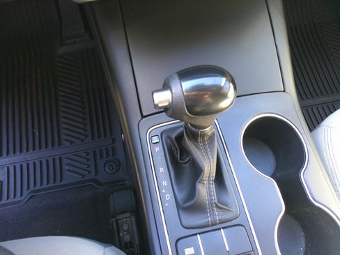 Used 2016 Kia Sorento LX image 27