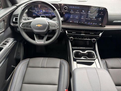 New 2026 Chevrolet Traverse High Country FWD image 28