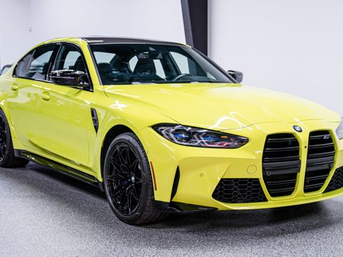 Used 2021 BMW M3 Competition w/ Executive Package image 3