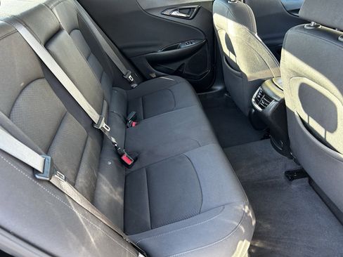 Used 2021 Chevrolet Malibu LT image 12