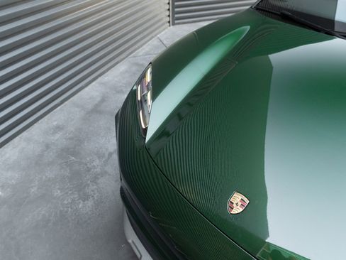 Certified 2025 Porsche Macan Electric RWD image 36
