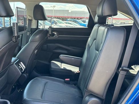 Used 2021 Kia Sorento EX image 8
