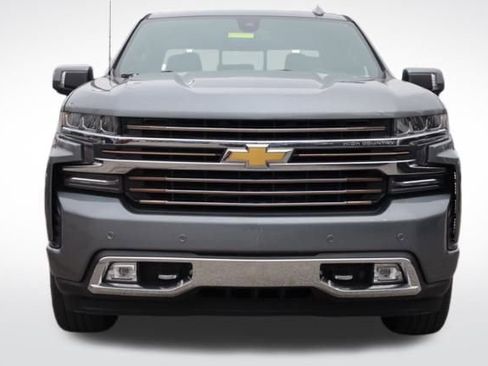 Used 2020 Chevrolet Silverado 1500 High Country image 3
