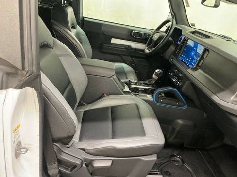 Used 2024 Ford Bronco Black Diamond AWD/4WD image 20