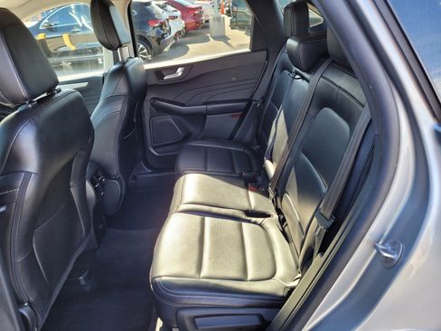 Used 2022 Ford Escape SEL image 13