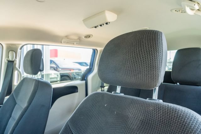 Used 2018 Dodge Grand Caravan SE w/ UConnect Hands-Free Group FWD image 20