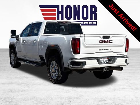 Used 2020 GMC Sierra 2500 Denali w/ Denali Ultimate Package image 2