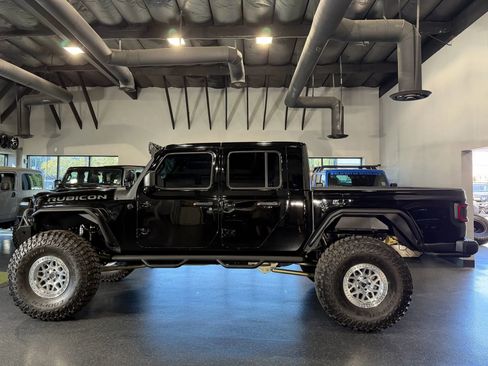 Used 2022 Jeep Gladiator Rubicon image 12