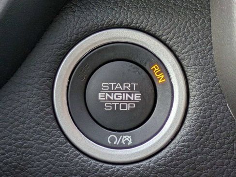 Used 2025 RAM 1500 Big Horn AWD/4WD image 30