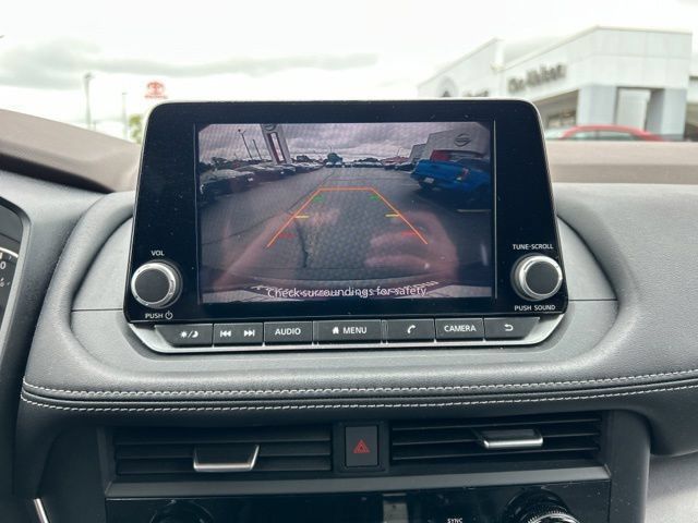 Used 2023 Nissan Rogue SV AWD/4WD image 46