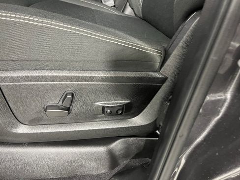 Certified 2025 RAM 2500 Big Horn image 28