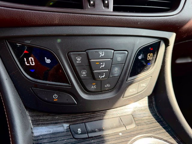 Used 2017 Buick Envision Premium AWD/4WD image 9