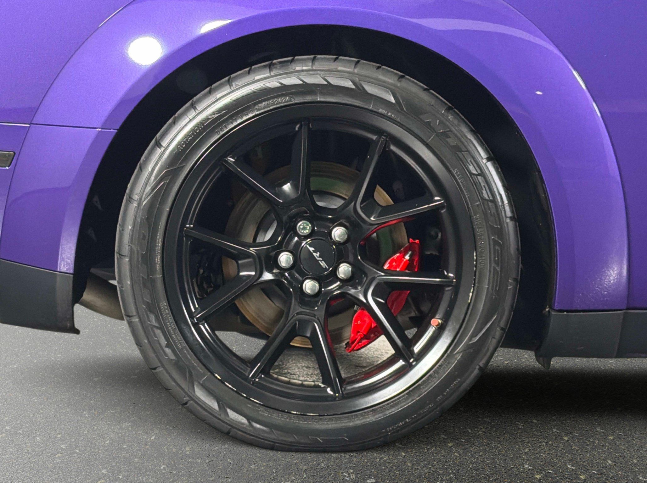 Used 2023 Dodge Challenger SRT Hellcat RWD image 5