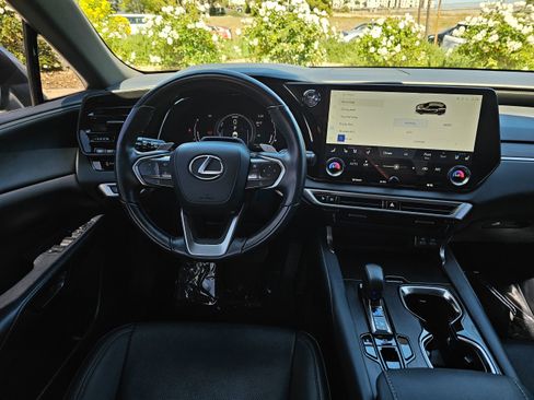 Used 2024 Lexus RX 350 w/ Convenience Package image 26