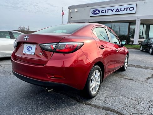 Used 2018 Toyota Yaris iA image 7