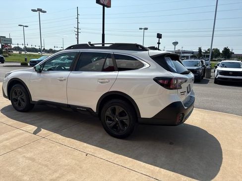 Used 2021 Subaru Outback Onyx Edition XT AWD/4WD image 3