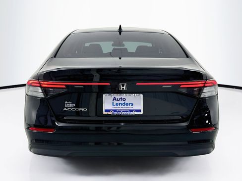 Used 2023 Honda Accord EX image 6