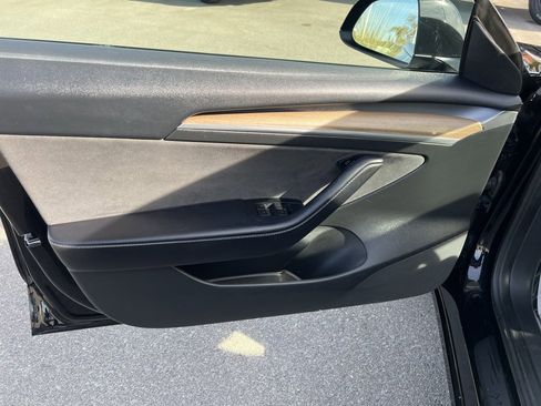 Used 2023 Tesla Model 3 Long Range image 14