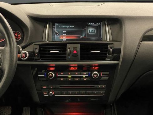 Used 2017 BMW X3 sDrive28i image 8