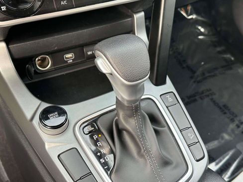 Used 2022 Kia Seltos LX image 26