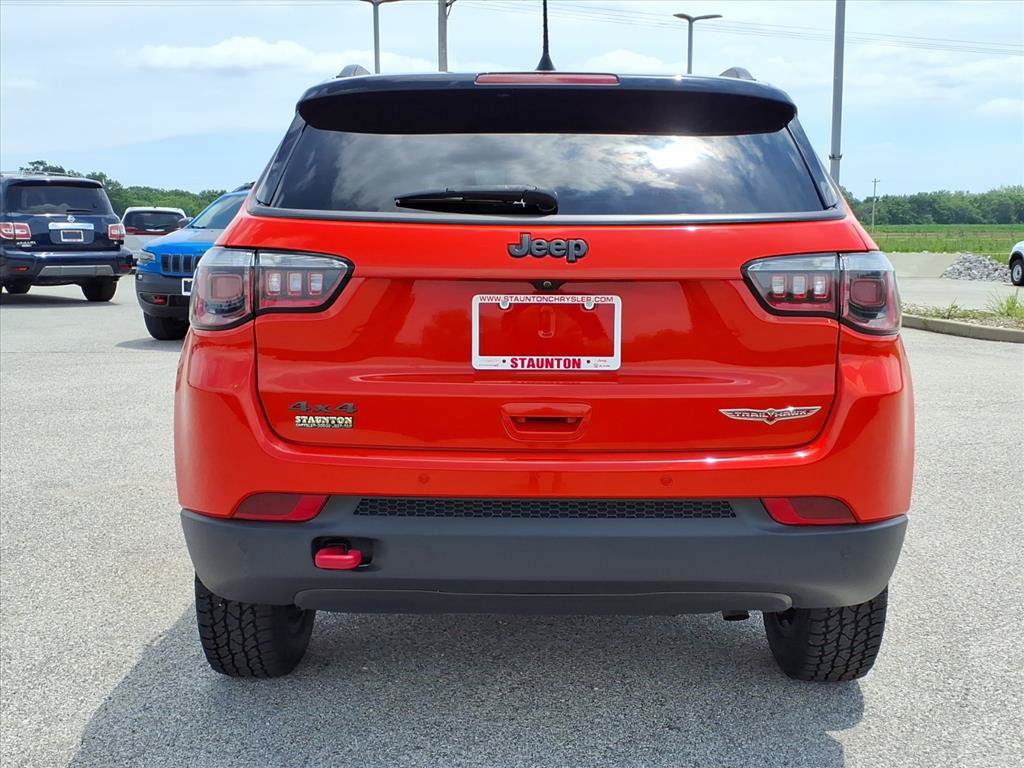 Used 2020 Jeep Compass Trailhawk w/ Cold Weather Group AWD/4WD image 25