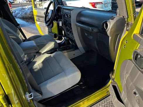 Used 2007 Jeep Wrangler Unlimited Sahara image 15